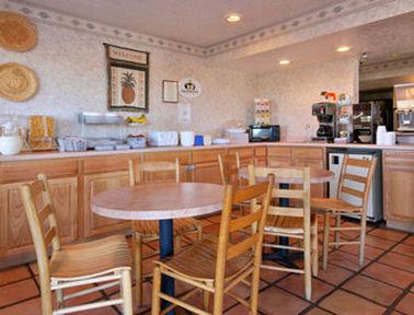 Super 8 By Wyndham Portales Motel Nhà hàng bức ảnh